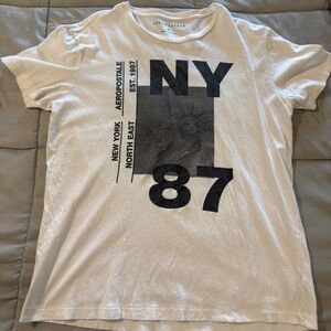 Aeropostale Tee Size M